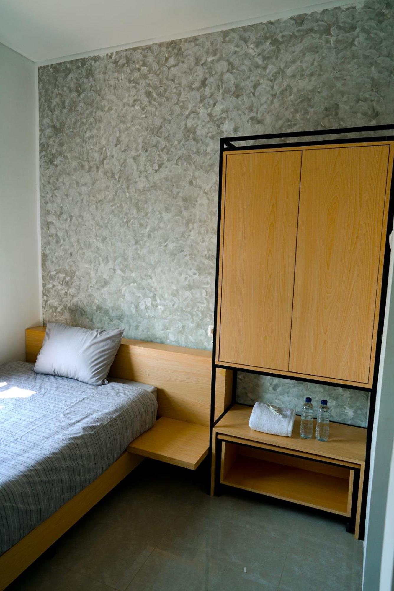 Arlita Guesthouse チアンジュール エクステリア 写真