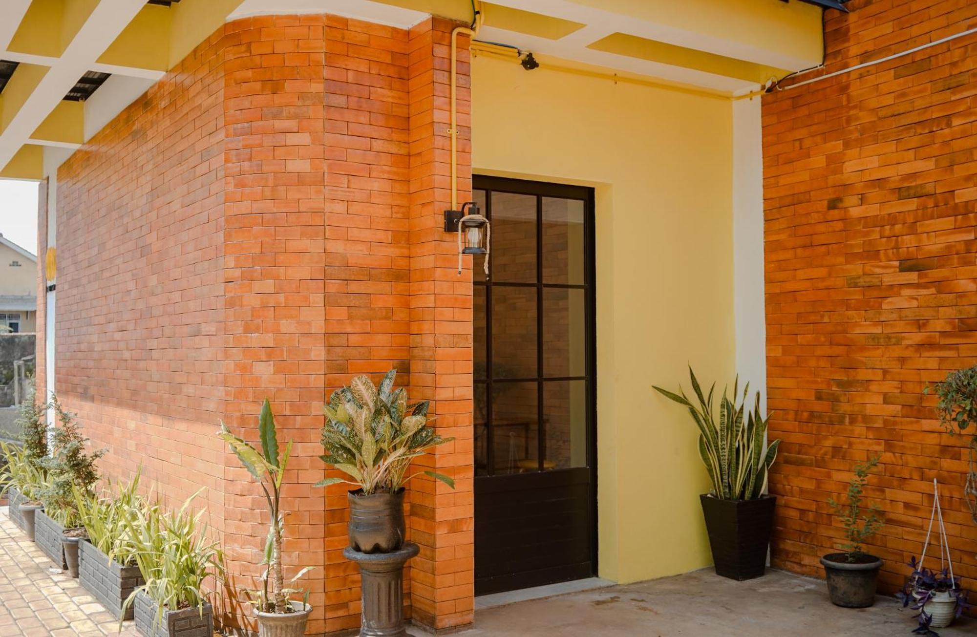 Arlita Guesthouse チアンジュール エクステリア 写真