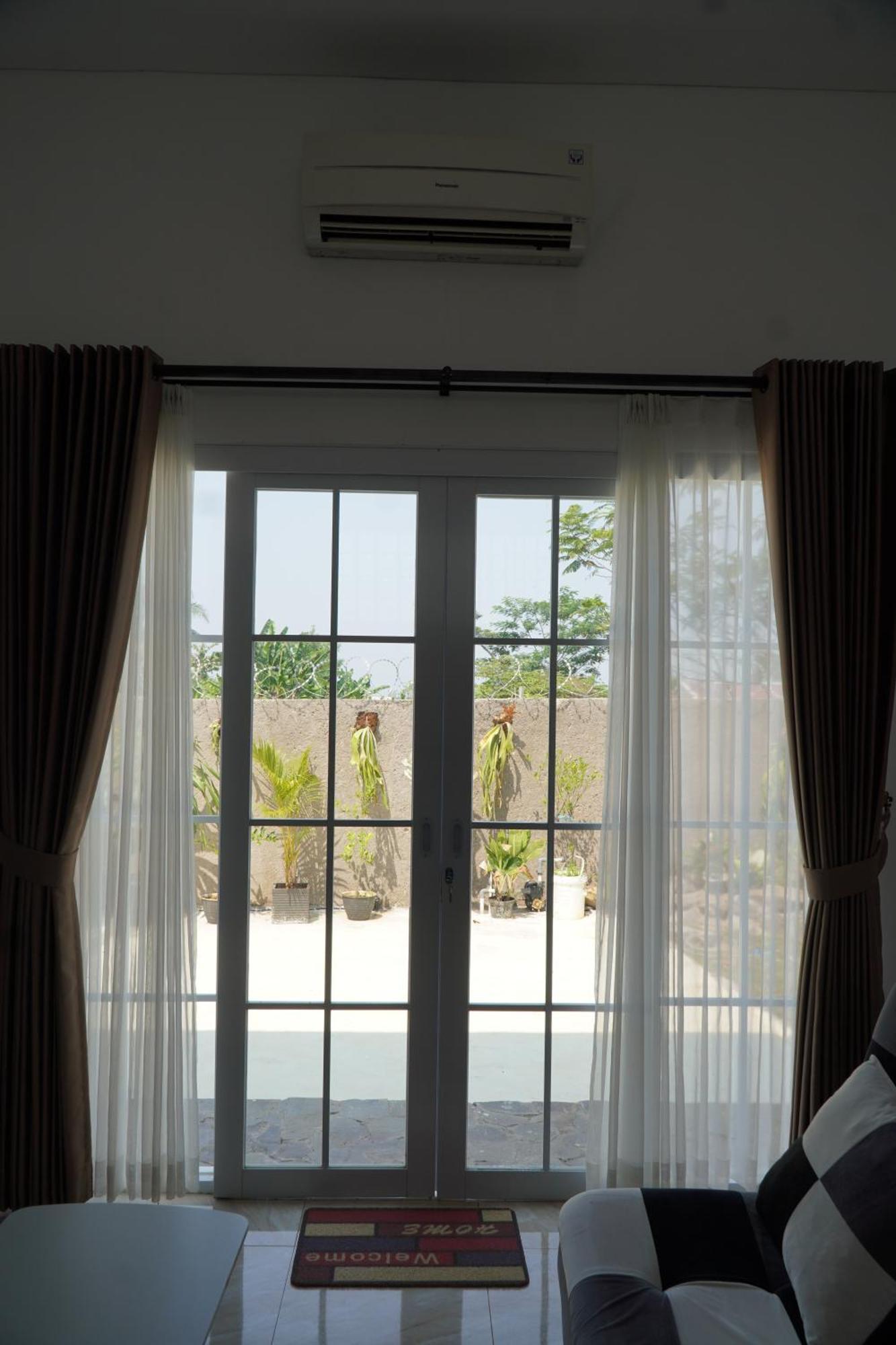 Arlita Guesthouse チアンジュール エクステリア 写真