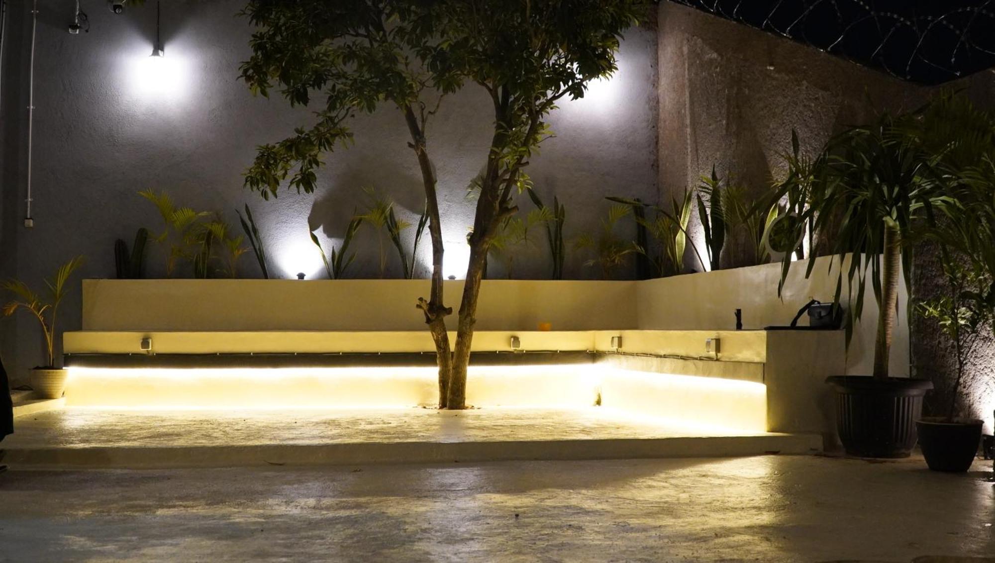 Arlita Guesthouse チアンジュール エクステリア 写真