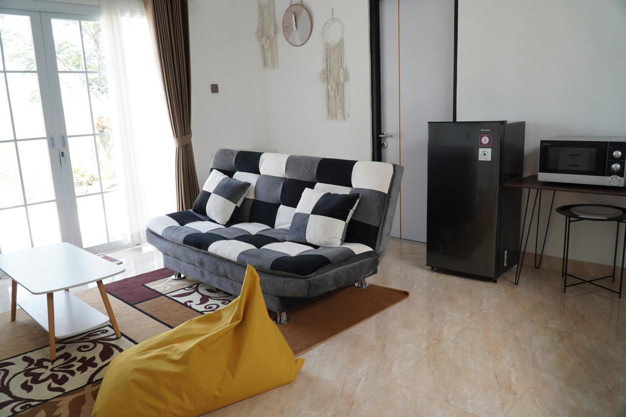 Arlita Guesthouse チアンジュール エクステリア 写真
